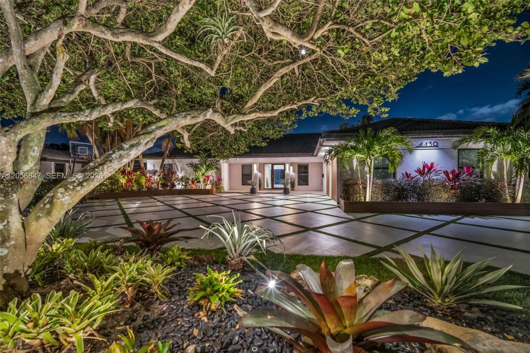 En Venta: $4,495,000 (6 camas, 5 baños, 0 Pies cuadrados)