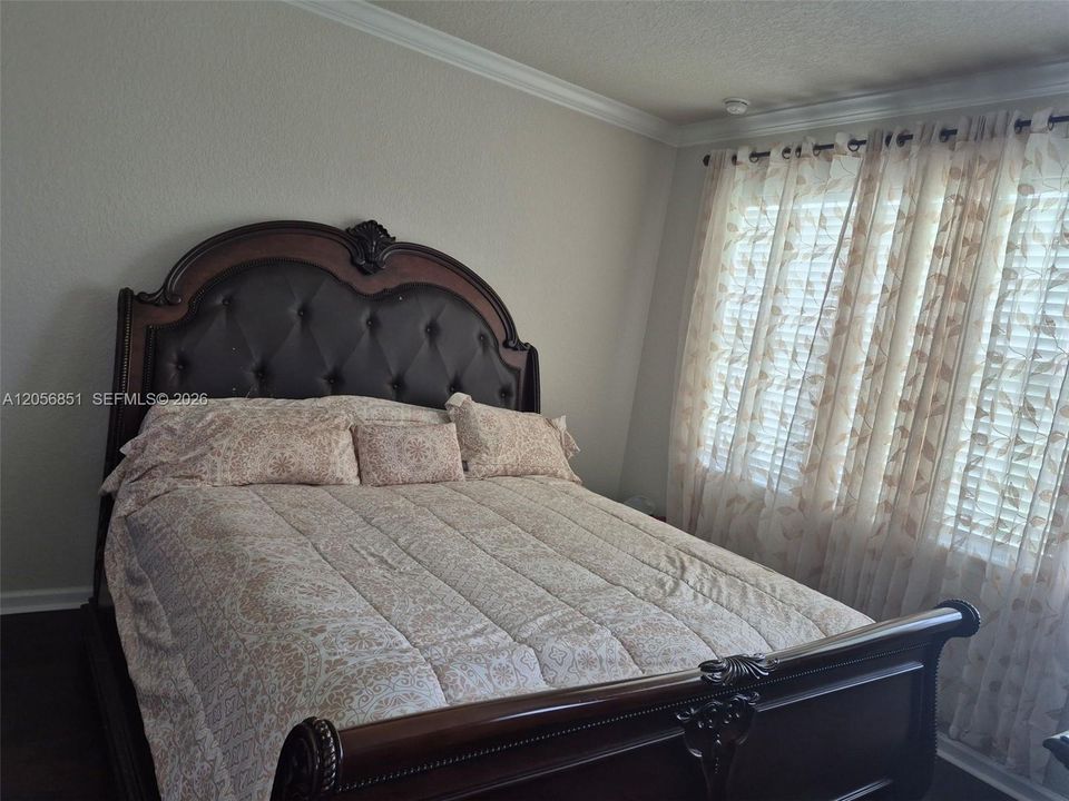 En Venta: $390,000 (2 camas, 2 baños, 1579 Pies cuadrados)