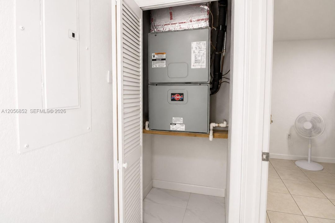На продажу: $480,000 (3 спален, 2 ванн, 1107 Квадратных фут)