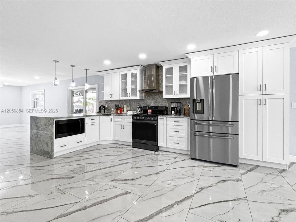 For Sale: $475,000 (4 beds, 3 baths, 2088 Square Feet)