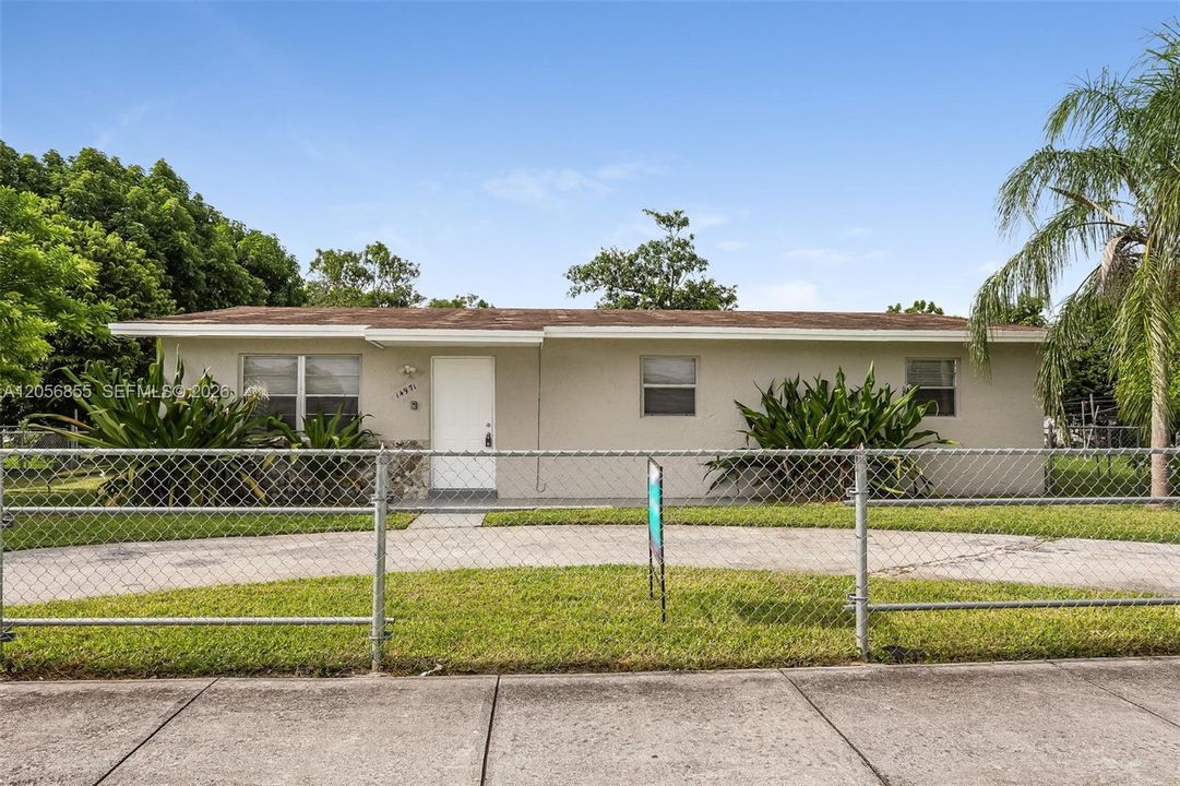 Active With Contract: $2,640 (4 beds, 2 baths, 1288 Square Feet)