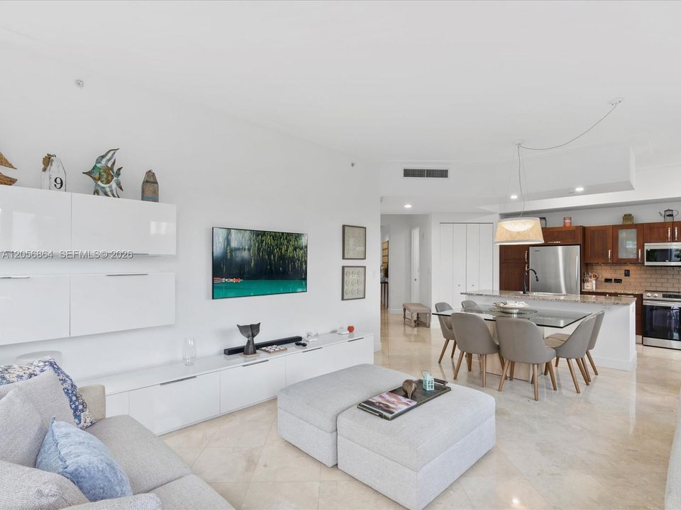 На продажу: $755,000 (3 спален, 3 ванн, 1688 Квадратных фут)