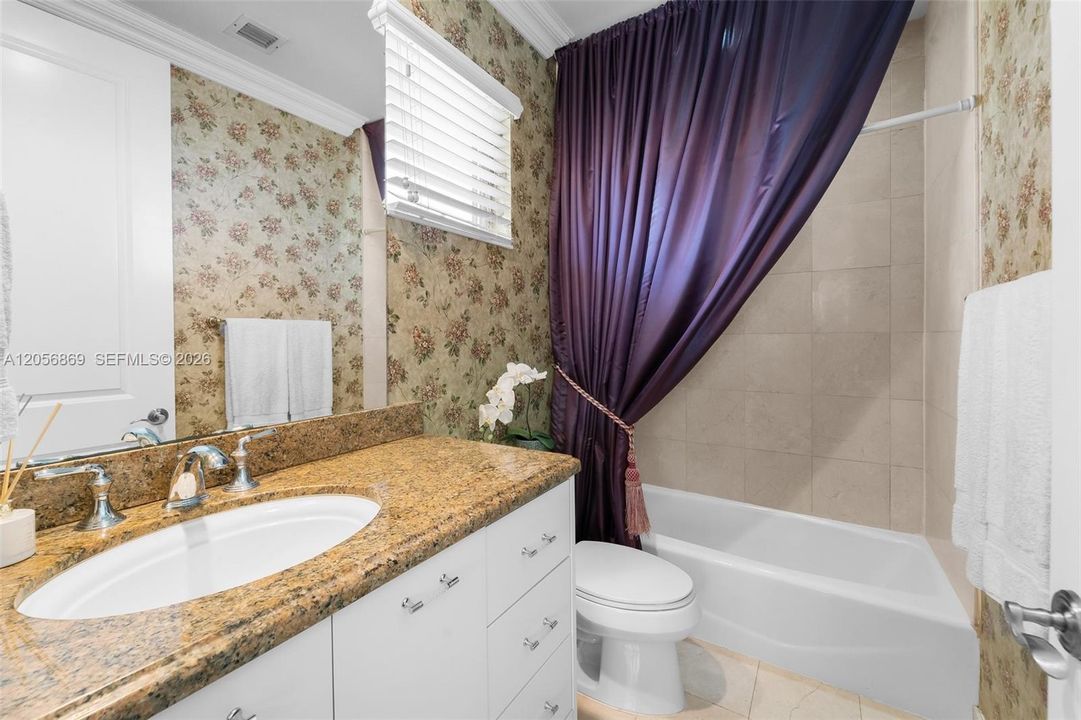 В аренду: $19,000 (6 спален, 6 ванн, 4167 Квадратных фут)