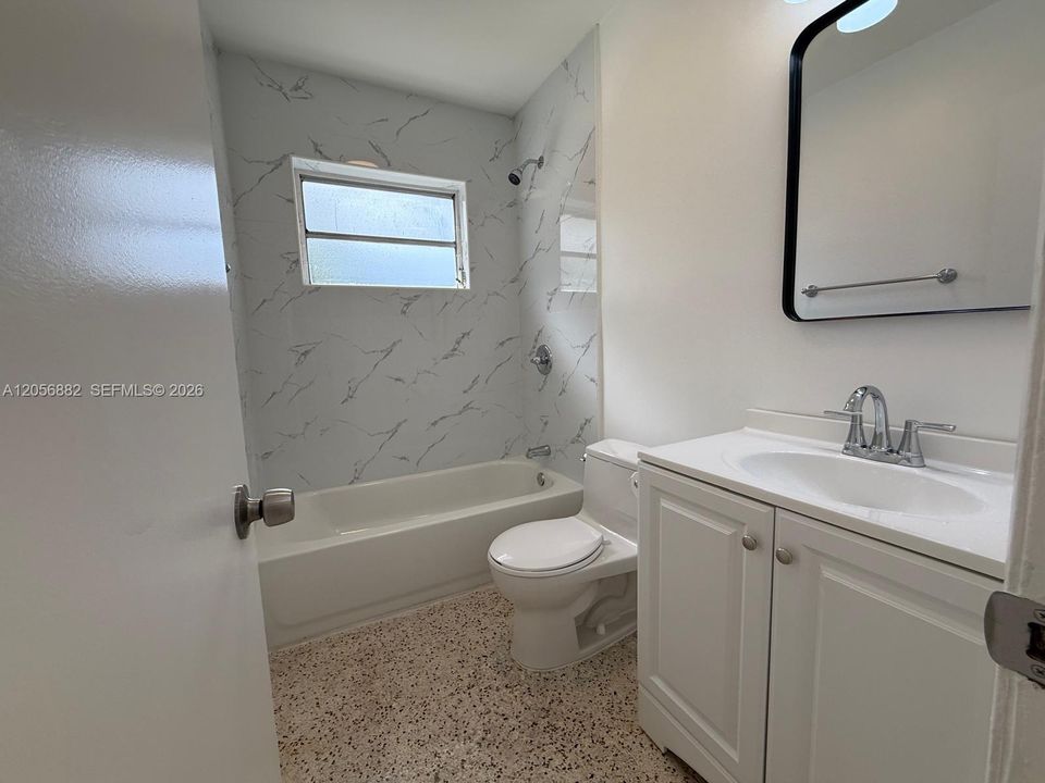 For Rent: $1,100 (0 beds, 1 baths, 2015 Square Feet)