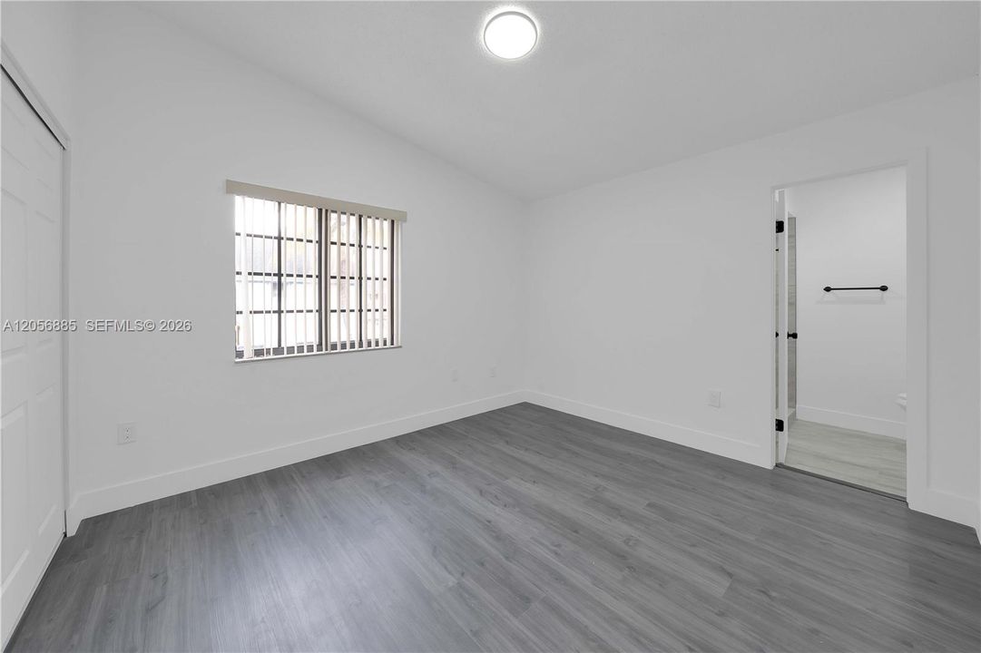 En Renta: $2,700 (2 camas, 3 baños, 958 Pies cuadrados)