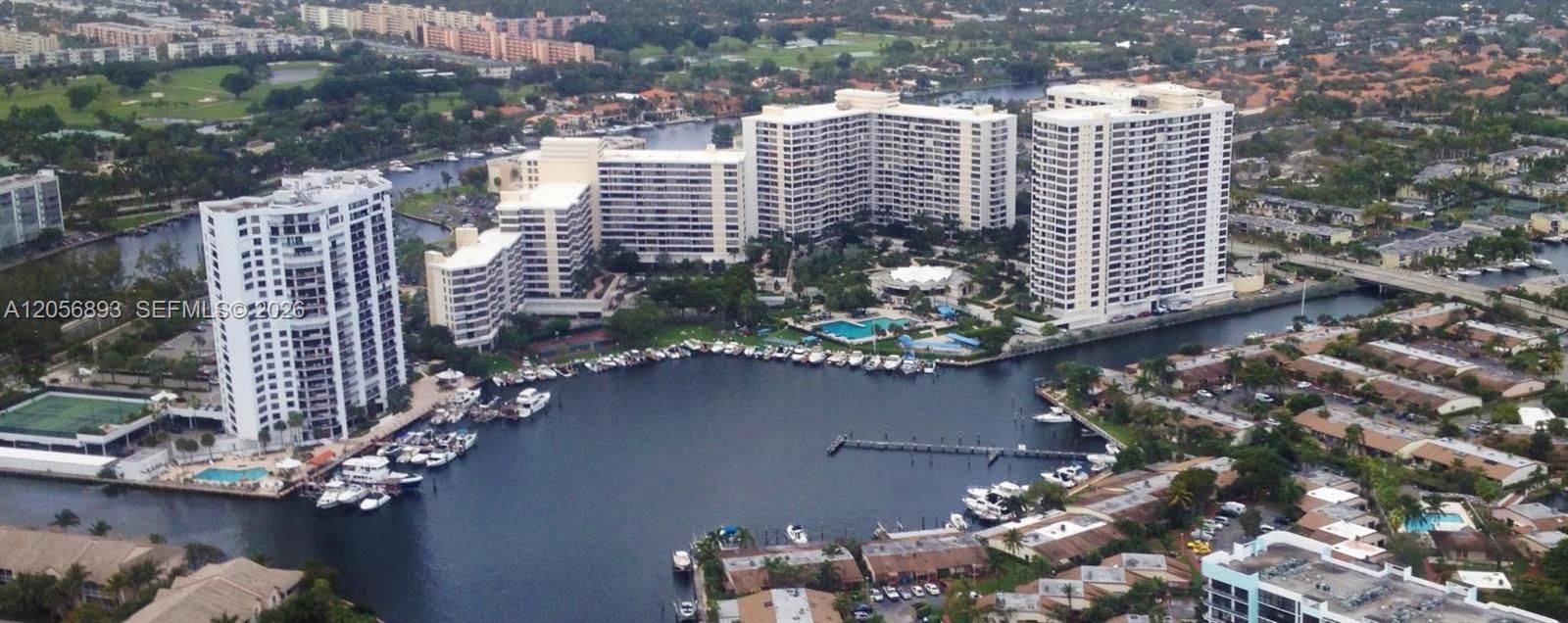 En Venta: $479,000 (2 camas, 2 baños, 1280 Pies cuadrados)