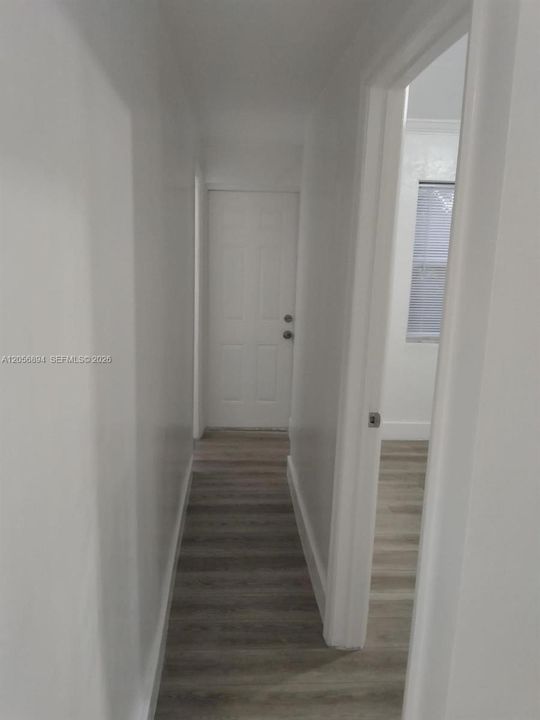 В аренду: $2,300 (3 спален, 1 ванн, 1584 Квадратных фут)