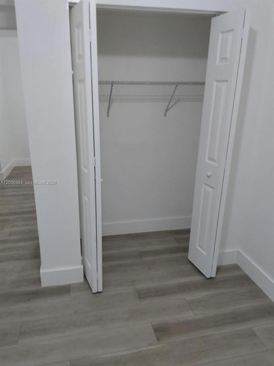 В аренду: $2,300 (3 спален, 1 ванн, 1584 Квадратных фут)
