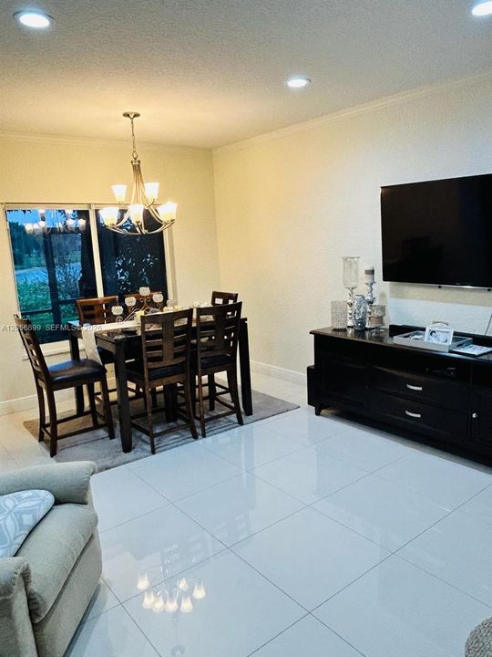 En Renta: $3,500 (3 camas, 2 baños, 1552 Pies cuadrados)