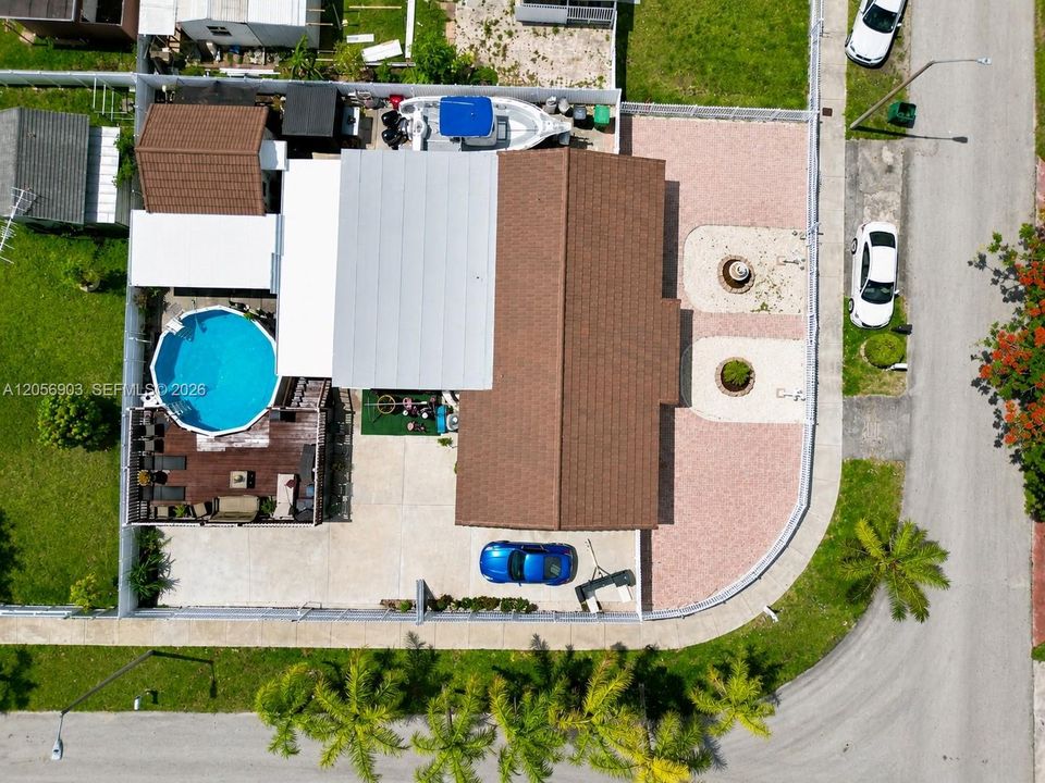 На продажу: $635,000 (3 спален, 2 ванн, 1680 Квадратных фут)