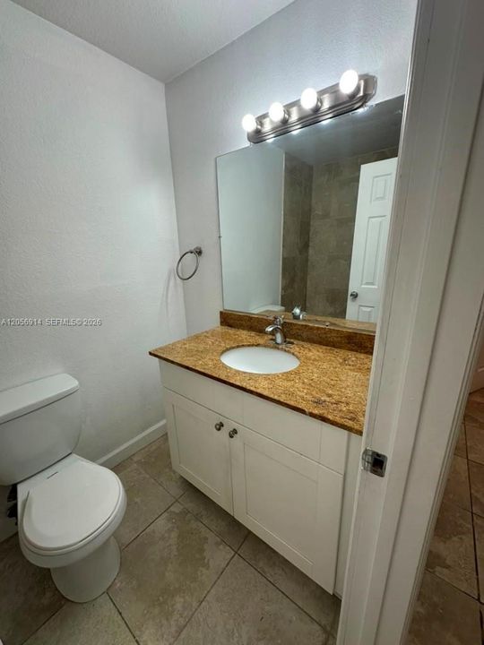 В аренду: $2,250 (2 спален, 2 ванн, 963 Квадратных фут)