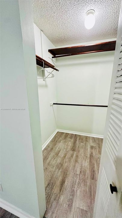 В аренду: $2,600 (3 спален, 2 ванн, 1270 Квадратных фут)
