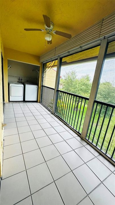 В аренду: $2,600 (3 спален, 2 ванн, 1270 Квадратных фут)