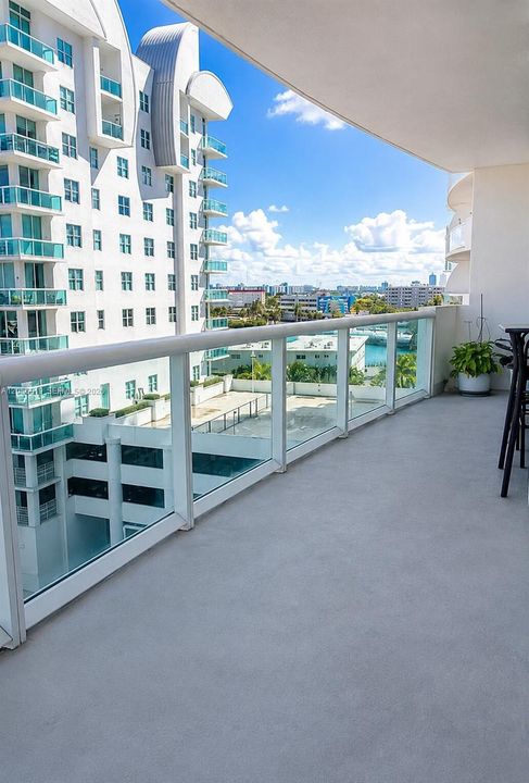 Active With Contract: $535,000 (2 beds, 2 baths, 1251 Square Feet)