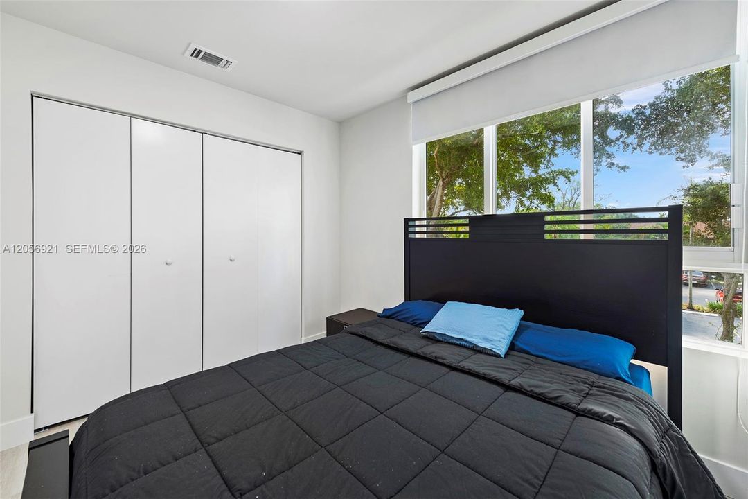En Renta: $2,950 (3 camas, 2 baños, 1533 Pies cuadrados)