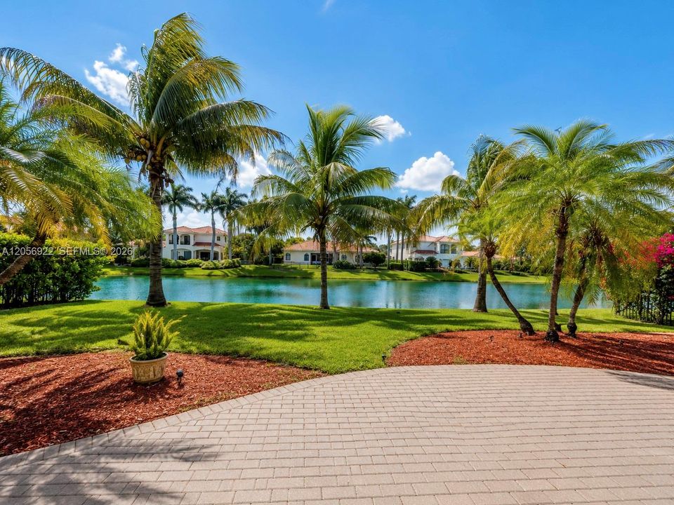 Active With Contract: $6,500 (5 beds, 3 baths, 3061 Square Feet)