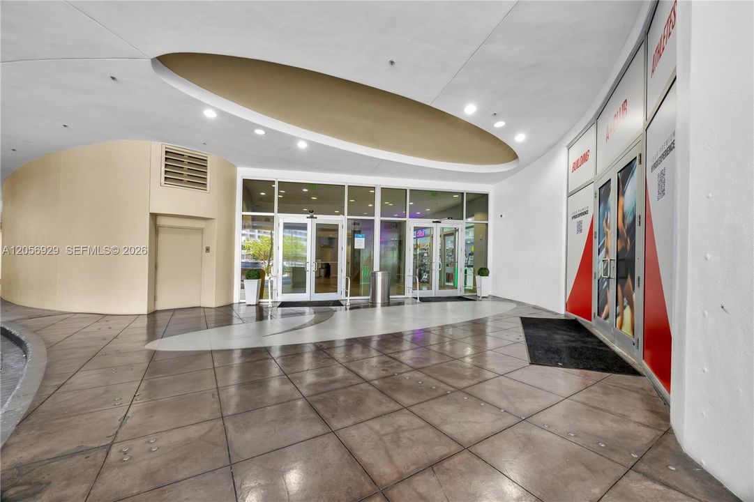 En Venta: $329,000 (1 camas, 1 baños, 821 Pies cuadrados)