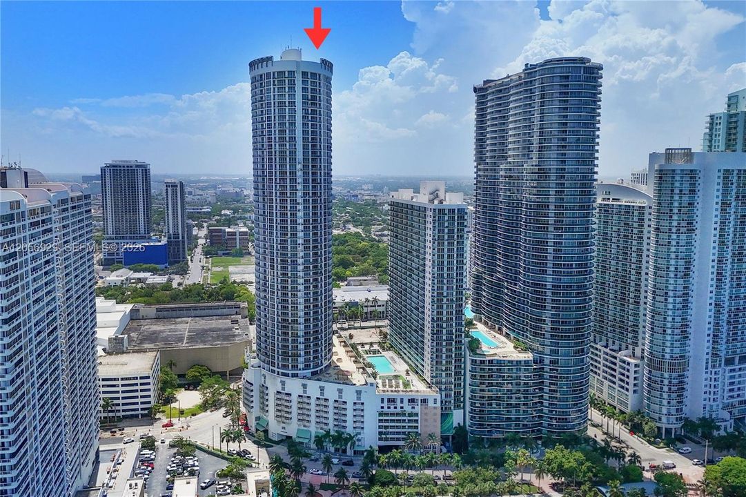 En Venta: $329,000 (1 camas, 1 baños, 821 Pies cuadrados)