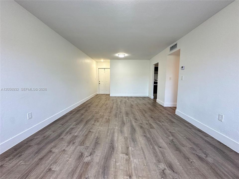 For Rent: $1,975 (2 beds, 1 baths, 0 Square Feet)