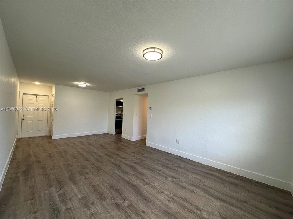 For Rent: $1,975 (2 beds, 1 baths, 0 Square Feet)