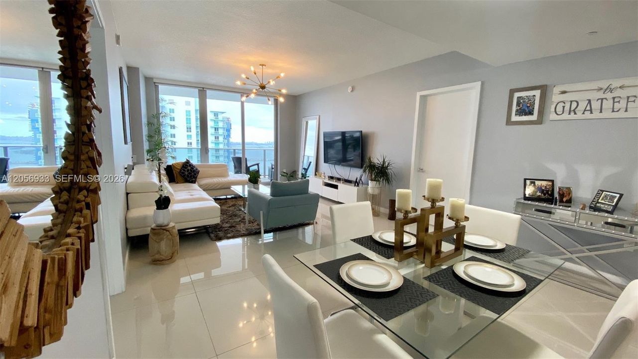 For Rent: $6,500 (2 beds, 2 baths, 1390 Square Feet)