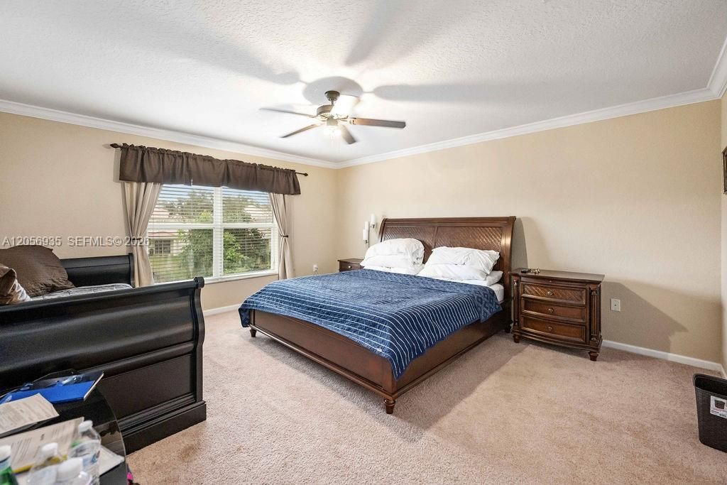 В аренду: $4,200 (4 спален, 2 ванн, 2250 Квадратных фут)