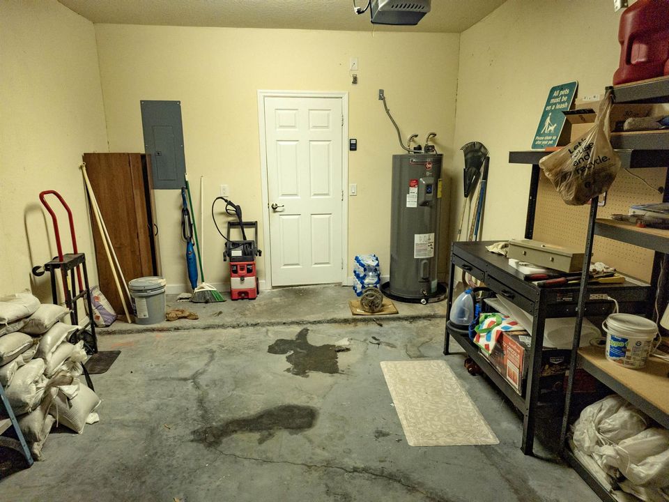 Garage 2