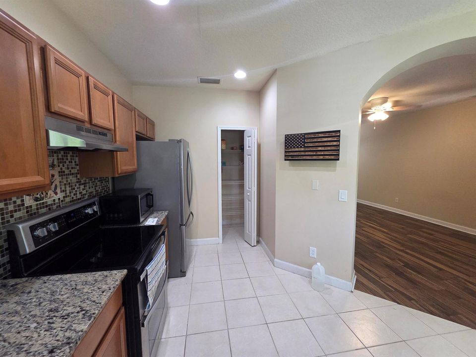 Kitchen 3