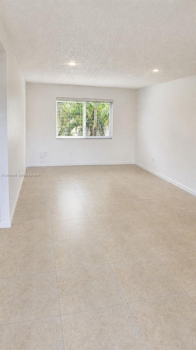 En Renta: $1,700 (1 camas, 1 baños, 434568 Pies cuadrados)