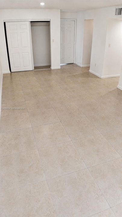 En Renta: $1,700 (1 camas, 1 baños, 434568 Pies cuadrados)