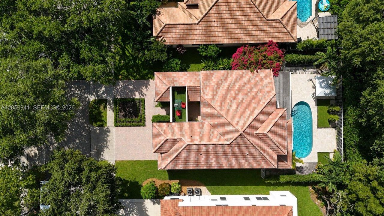 На продажу: $1,050,000 (4 спален, 3 ванн, 2830 Квадратных фут)