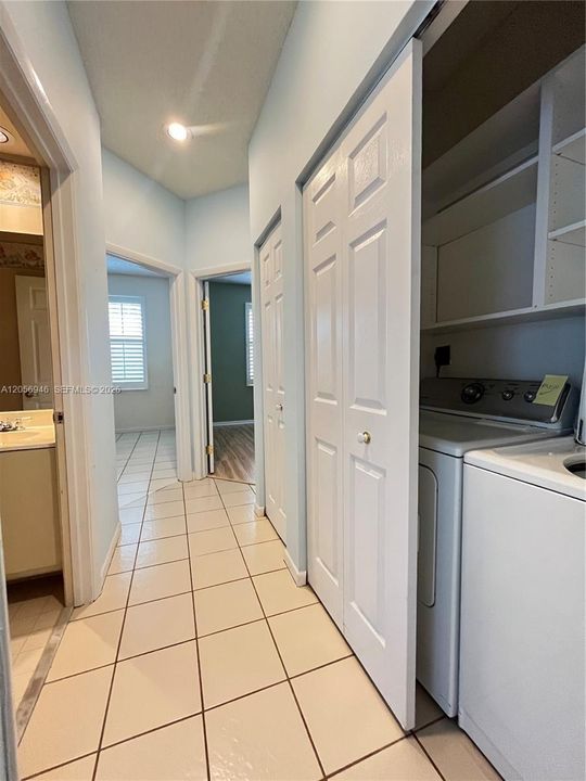 En Venta: $599,999 (3 camas, 2 baños, 1567 Pies cuadrados)