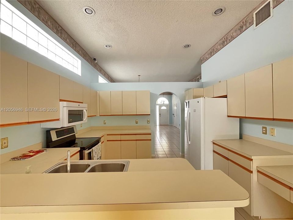 En Venta: $599,999 (3 camas, 2 baños, 1567 Pies cuadrados)