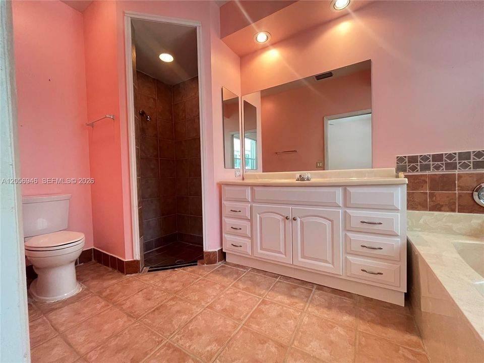 En Venta: $599,999 (3 camas, 2 baños, 1567 Pies cuadrados)