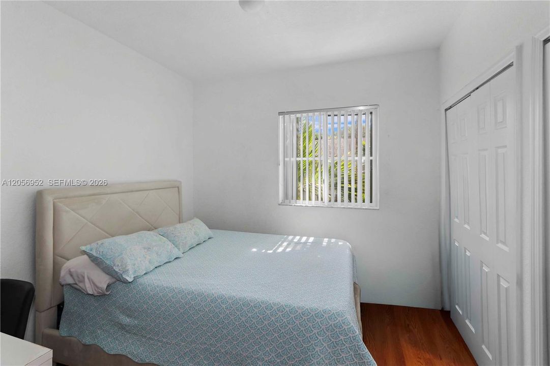 En Venta: $529,000 (4 camas, 3 baños, 1507 Pies cuadrados)