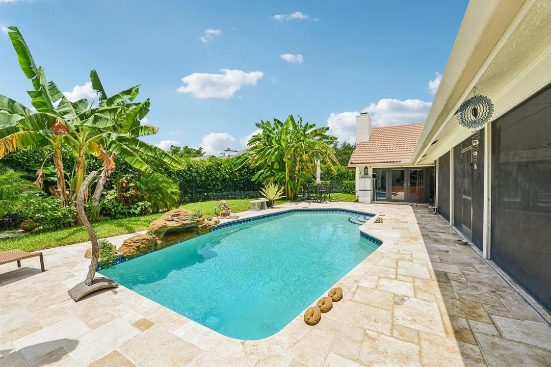 47-web-or-mls-Equestrian Dr-S1707-047