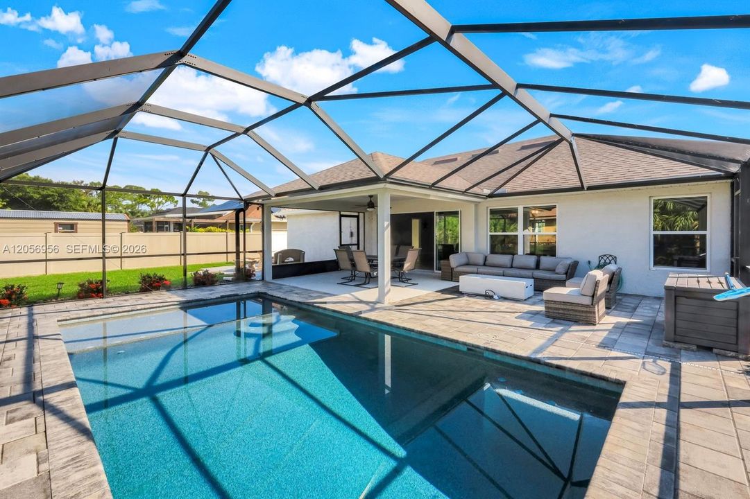 En Venta: $435,000 (3 camas, 2 baños, 0 Pies cuadrados)