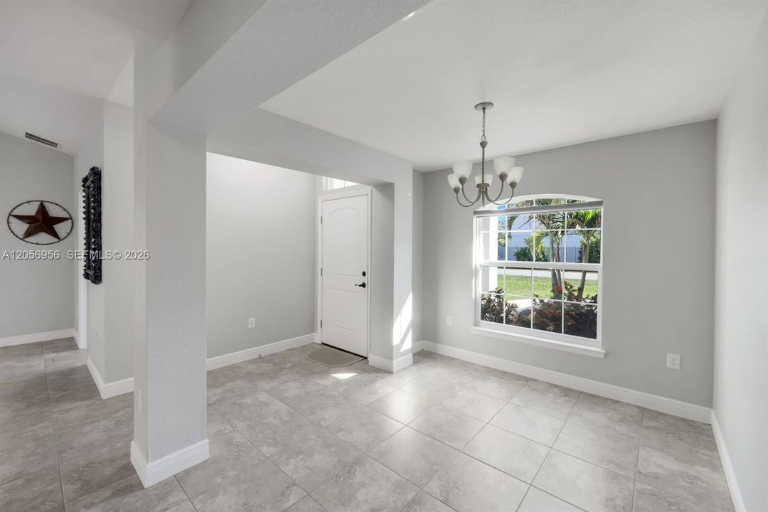 En Venta: $435,000 (3 camas, 2 baños, 0 Pies cuadrados)
