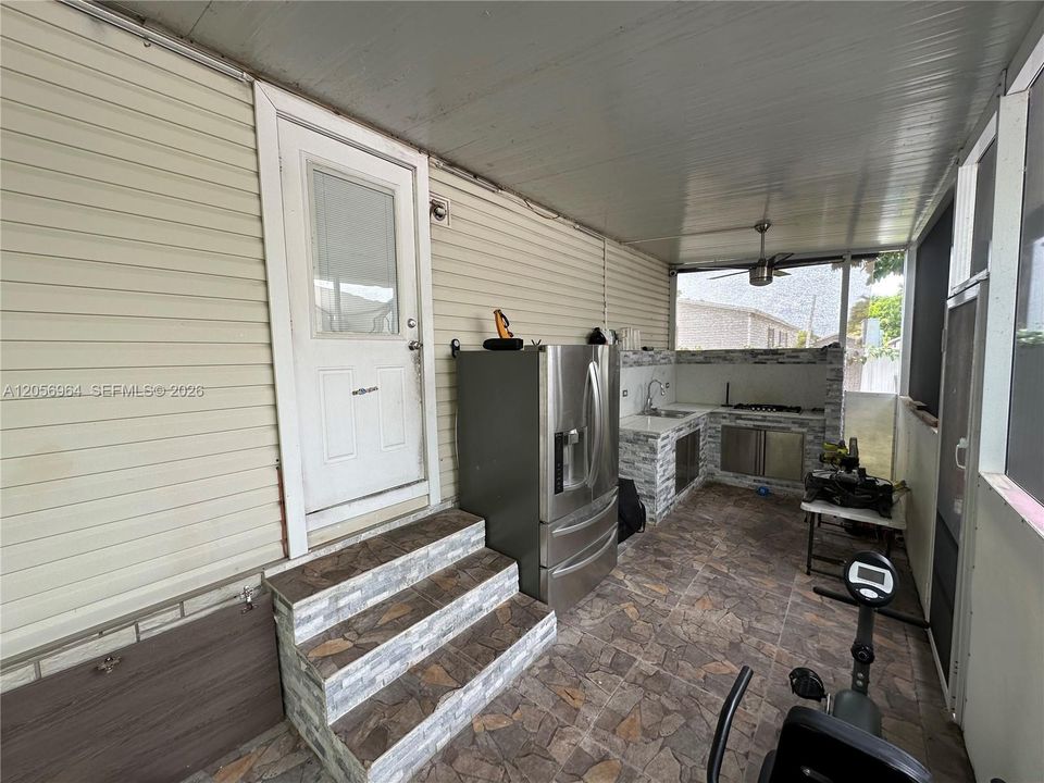 Active With Contract: $280,000 (4 beds, 2 baths, 2128 Square Feet)