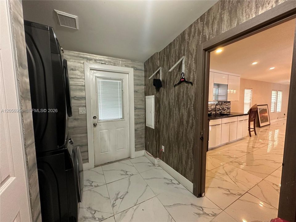Active With Contract: $280,000 (4 beds, 2 baths, 2128 Square Feet)