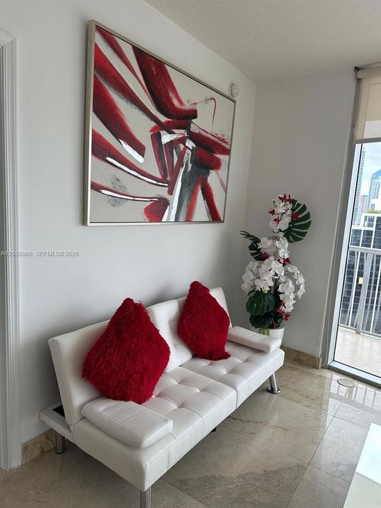 En Venta: $560,000 (2 camas, 2 baños, 1048 Pies cuadrados)