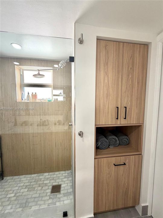 Renovated Bathroom with additional Storage