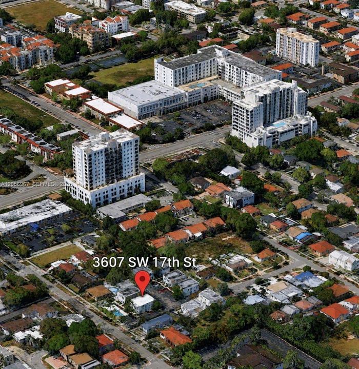 Property Location Close proximity to Douglas Road and 17th Street