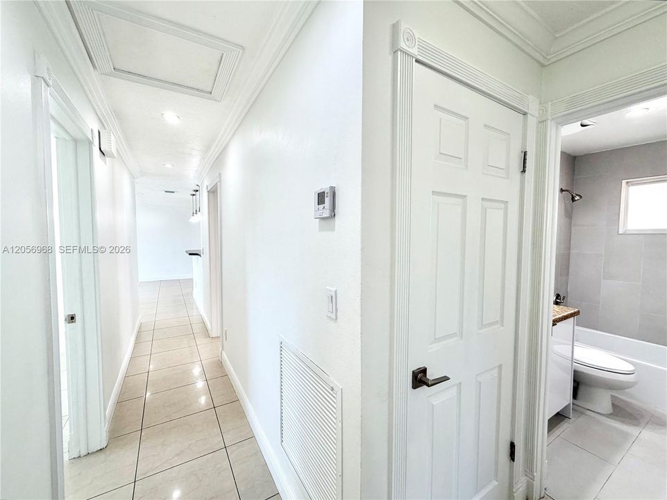 На продажу: $739,000 (4 спален, 2 ванн, 1413 Квадратных фут)