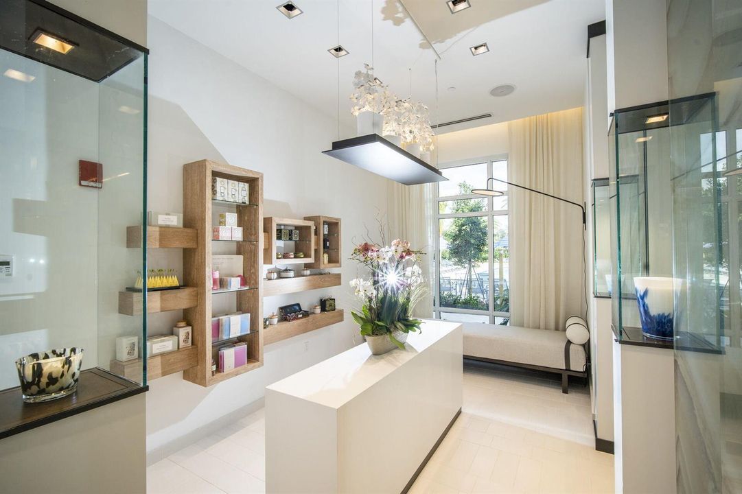 101-web-or-mls-Spa Retail 2 -lowres