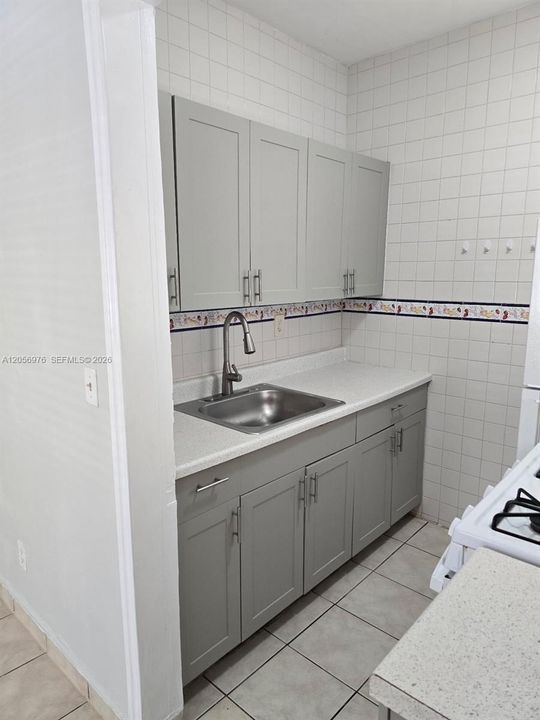 В аренду: $1,775 (1 спален, 1 ванн, 470 Квадратных фут)