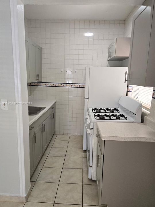 В аренду: $1,775 (1 спален, 1 ванн, 470 Квадратных фут)
