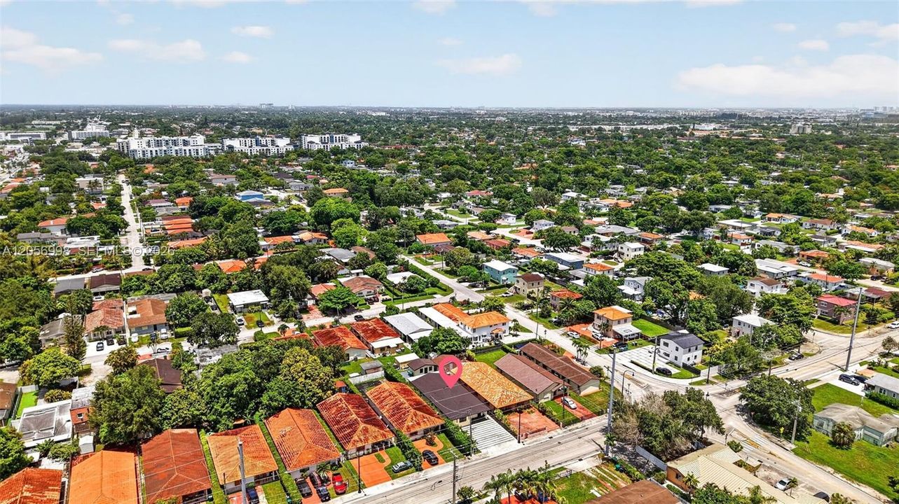 На продажу: $960,000 (5 спален, 3 ванн, 2442 Квадратных фут)