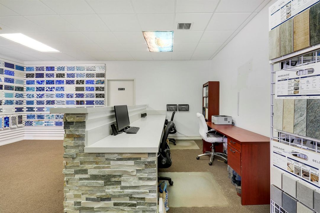 Back Office Desks