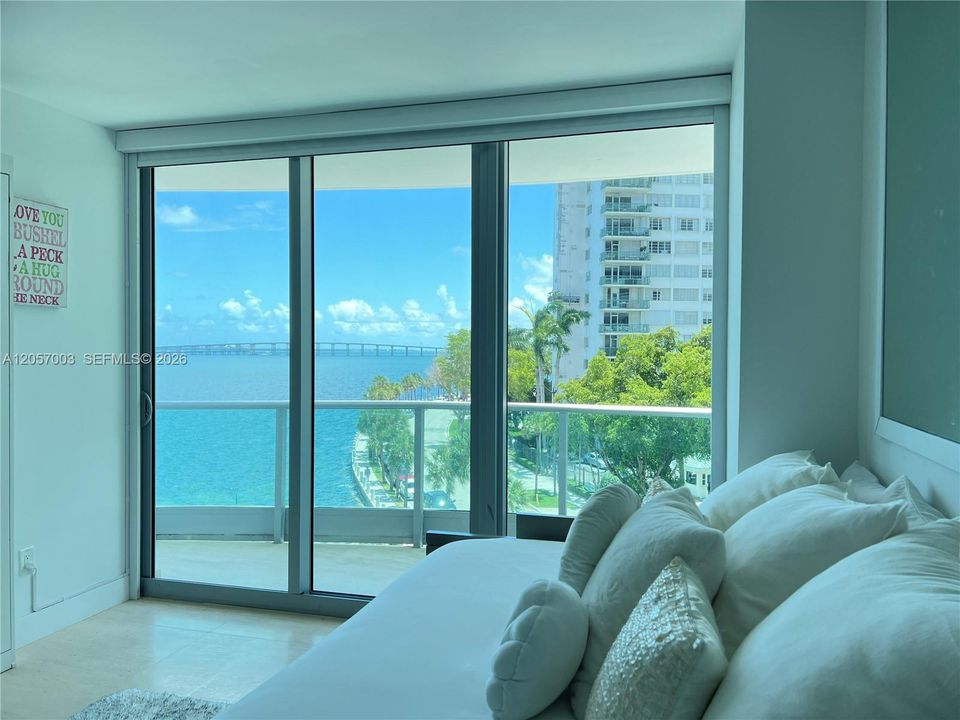 En Renta: $36,000 (3 camas, 3 baños, 2700 Pies cuadrados)